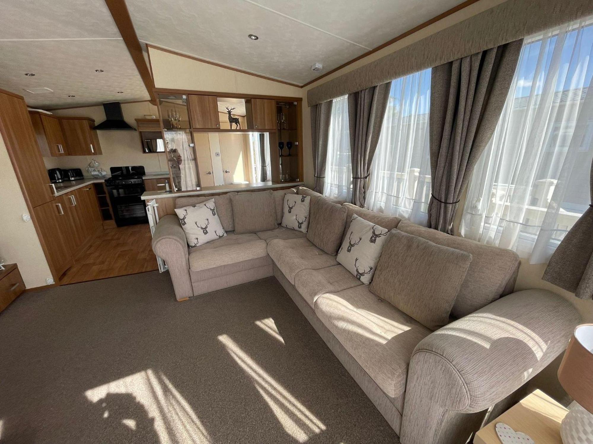 6 Berth Caravan With Decking At Manor Park In Hunstanton Ref 23017H 外观 照片